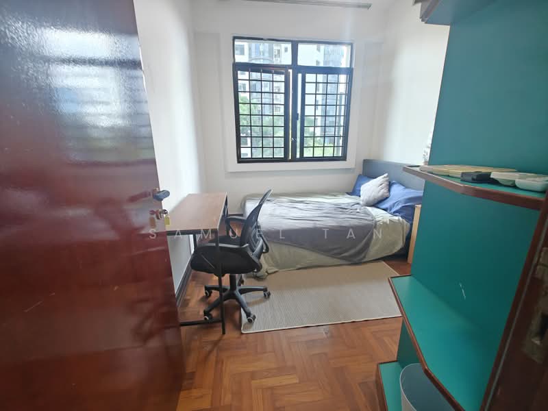 Parc Oasis, 45 Jurong East Avenue 1, Room Rental, 100 sqft, Condominium For Rent, by Samuel Tan, 500174977 - CR3-1 (Shared Bedroom) - PropertyGuru.com.sg