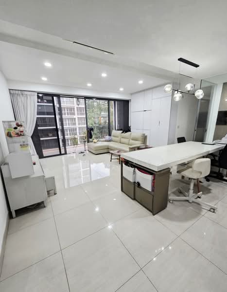 Bellewaters, 29 Anchorvale Crescent, 4 Bedrooms, 1,335 sqft, Executive Condominium For Sale, by Skyes Pan, 500174982 - Living Room - PropertyGuru.com.sg