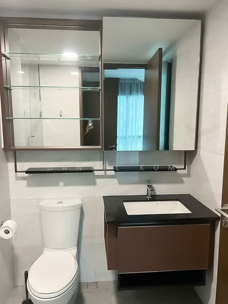 Normanton Park, 57 Normanton Park, 3 Bedrooms, 850 sqft, Condominium For Sale, by Daniel Kum, 500174987 - Bathroom - PropertyGuru.com.sg