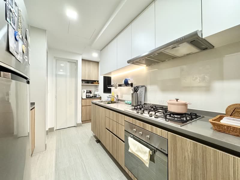 Rivercove Residences EC, 30 Anchorvale Ln, 3 Bedrooms, 958 sqft, Condominium For Sale, by Shawn Low, 500174988 - Kitchen - PropertyGuru.com.sg