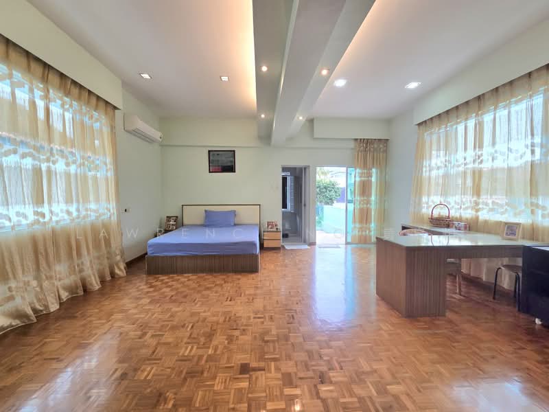 2 Storey Detached House on big rectangular plot for Sale, Jalan Krian, 4 Bedrooms, 6,000 sqft, Detached House For Sale, by Lawrence Ng 黄启恒, 500174990 - Second Level Master Bedroom - PropertyGuru.com.sg