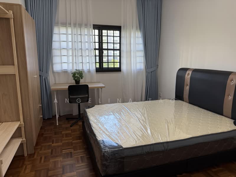 Shan Gate Apartments, 2 Shan Road, Room Rental, 280 sqft, Apartment For Rent, by Angelina Tao, 500174991 - Bedroom - PropertyGuru.com.sg