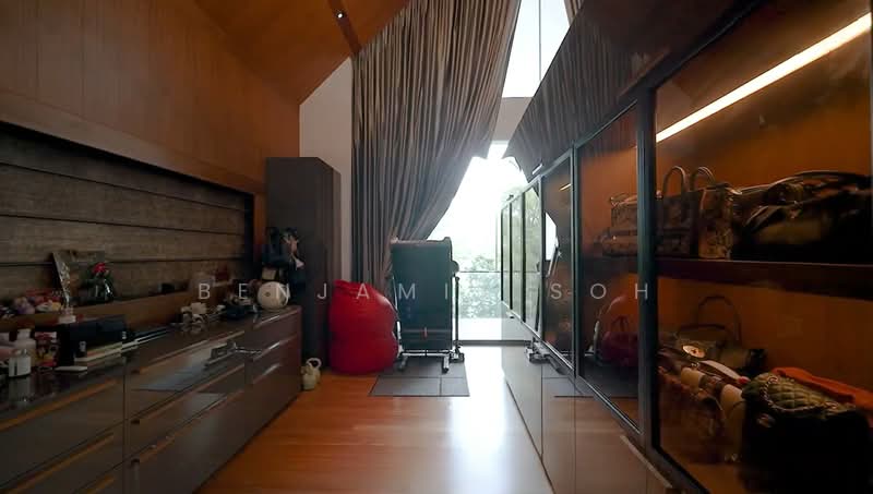 CONTEMPORARY BUNGALOW IN GOODMAN ROAD ENCLAVE, 1km to Kong Hwa and Tanjong Katong Primary Schools, 5 Bedrooms, 7,000 sqft, Bungalow House For Sale, by Benjamin Soh, 500174993 - Interior - PropertyGuru.com.sg