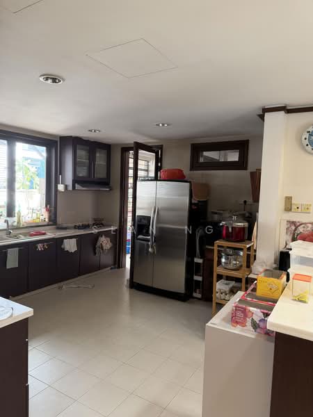 Elliot Road/Elliot Walk, , 4 Bedrooms, 4,600 sqft, Semi-Detached House For Sale, by Sean Ng, 500174994 - Kitchen - PropertyGuru.com.sg