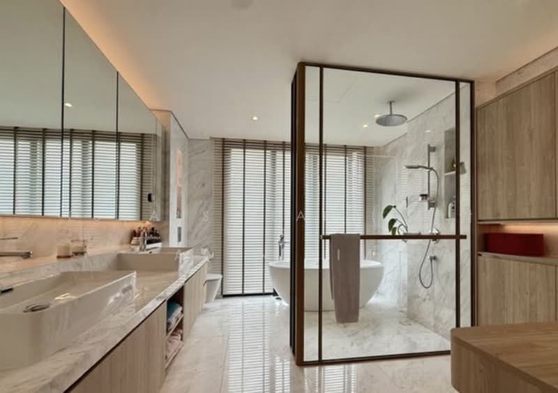 Jalan Jarak, Jalan Jarak, 7 Bedrooms, 9,000 sqft, Semi-Detached House For Sale, by Eumaus Seah ( E 谢 健 来), 500174995 - Bathroom - PropertyGuru.com.sg