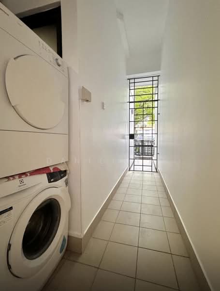 River Place, 60 Havelock Road, 2 Bedrooms, 1,292 sqft, Condominium For Rent, by Daniel Tan, 500175016 - Corridor - PropertyGuru.com.sg