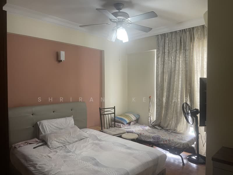 Parc Vista, 462 Corporation Road, 3 Bedrooms, 1,259 sqft, Condominium For Sale, by Shrirang Kelkar, 500175021 - COMMON Bedroom one - PropertyGuru.com.sg