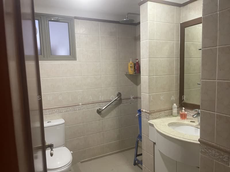 Parc Vista, 462 Corporation Road, 3 Bedrooms, 1,259 sqft, Condominium For Sale, by Shrirang Kelkar, 500175021 - Bathroom - PropertyGuru.com.sg
