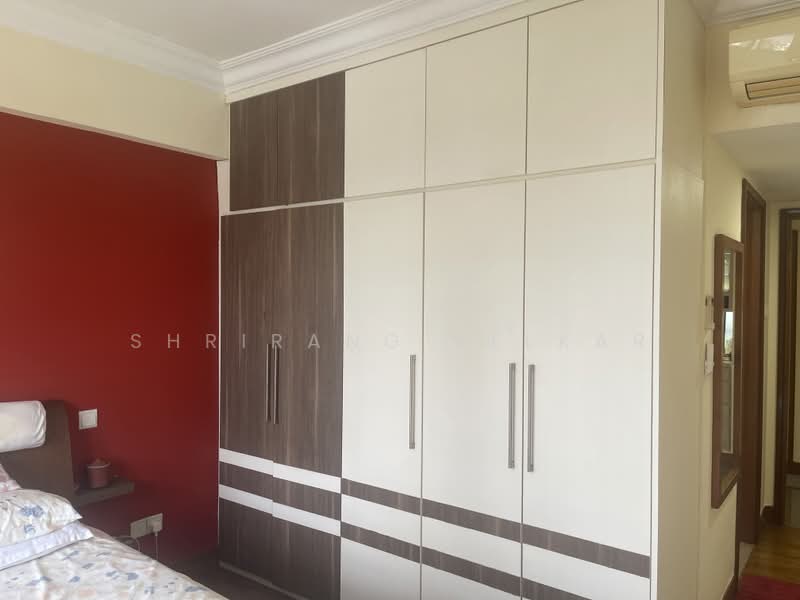 Parc Vista, 462 Corporation Road, 3 Bedrooms, 1,259 sqft, Condominium For Sale, by Shrirang Kelkar, 500175021 - Master Bedroom Cabinets - PropertyGuru.com.sg