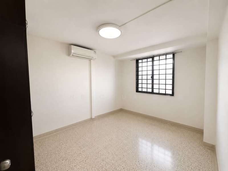 28 New Upper Changi Road, 28 New Upper Changi Road, 2 Bedrooms, 700 sqft, HDB Flat For Sale, by Rayne Chua 蔡美慧, 500175024 - Interior - PropertyGuru.com.sg