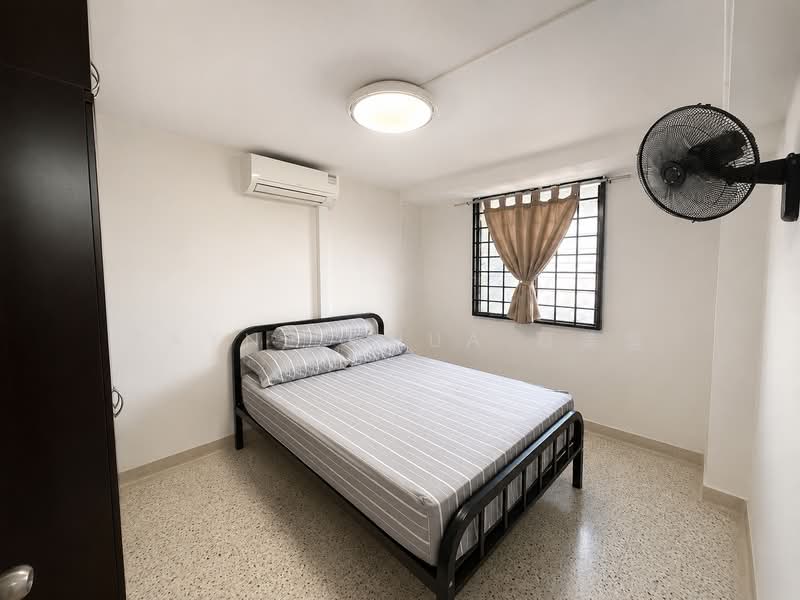 28 New Upper Changi Road, 28 New Upper Changi Road, 2 Bedrooms, 700 sqft, HDB Flat For Sale, by Rayne Chua 蔡美慧, 500175024 - Bedroom - PropertyGuru.com.sg