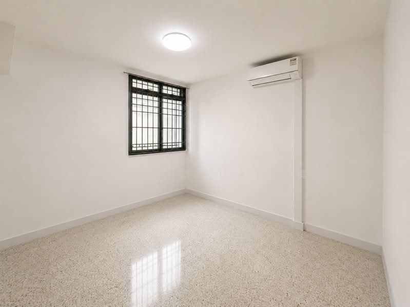 28 New Upper Changi Road, 28 New Upper Changi Road, 2 Bedrooms, 700 sqft, HDB Flat For Sale, by Rayne Chua 蔡美慧, 500175024 - Interior - PropertyGuru.com.sg
