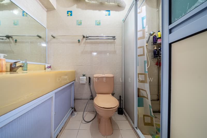 190B Rivervale Drive, 190B Rivervale Drive, 3 Bedrooms, 1,238 sqft, HDB Flat For Sale, by Jollene Leow, 500175026 - Bathroom - PropertyGuru.com.sg