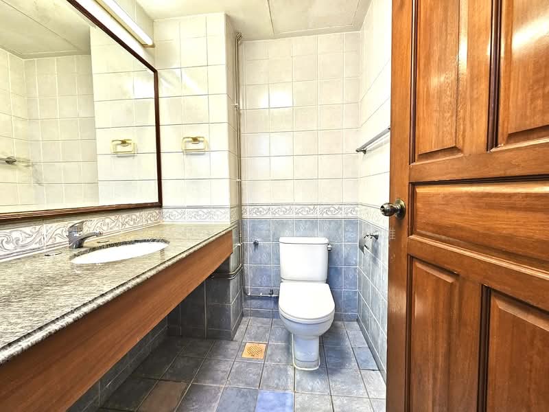 Gold Palm Mansions, 139 Lorong K Telok Kurau, 2 Bedrooms, 1,033 sqft, Apartment For Rent, by Jed Lin 林俊雄, 500175031 - Bathroom - PropertyGuru.com.sg