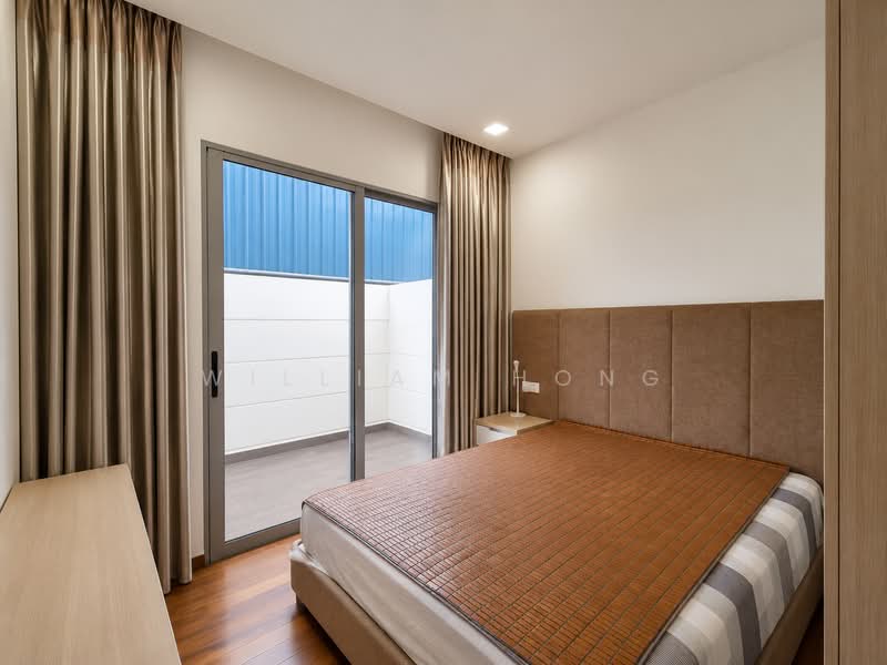 Wide Frontage Semi-D with basement, lift, and 6 ensuites near Serangoon Gardens Circle, Wide Frontage Semi-D with basement, lift, and 6 ensuites near Serangoon Gardens Circle, 7 Bedrooms, 5,880 sqft, Semi-Detached House For Sale, by William Hong, 500175032 - Bedroom - PropertyGuru.com.sg