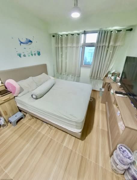 494J Tampines Street 45, 494J Tampines Street 45, 3 Bedrooms, 990 sqft, HDB Flat For Sale, by Carol Soh, 500175033 - Bedroom - PropertyGuru.com.sg