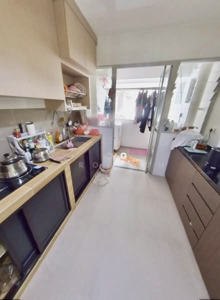 494J Tampines Street 45, 494J Tampines Street 45, 3 Bedrooms, 990 sqft, HDB Flat For Sale, by Carol Soh, 500175033 - Kitchen - PropertyGuru.com.sg