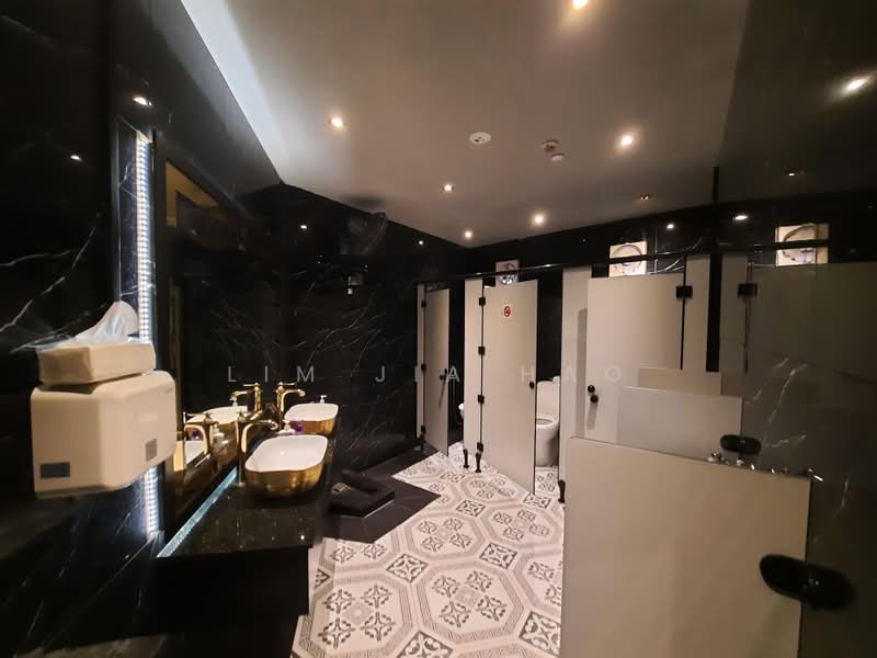 Rare Fuqing building for rent, 2 allenby road, 4,367 sqft, Other Retail For Rent, by Lim Jia Hao, 500175036 - Bathroom - CommercialGuru.com.sg