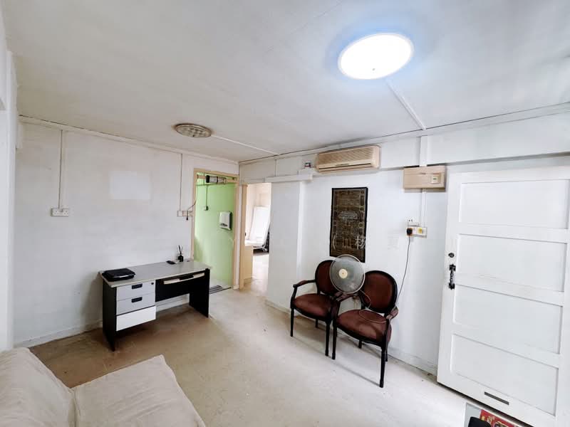 10 Jalan Bukit Ho Swee, 10 Jalan Bukit Ho Swee, 1 Bedroom, 376 sqft, HDB Flat For Sale, by Mark Yeo (杨复中), 500175040 - Living Room - PropertyGuru.com.sg