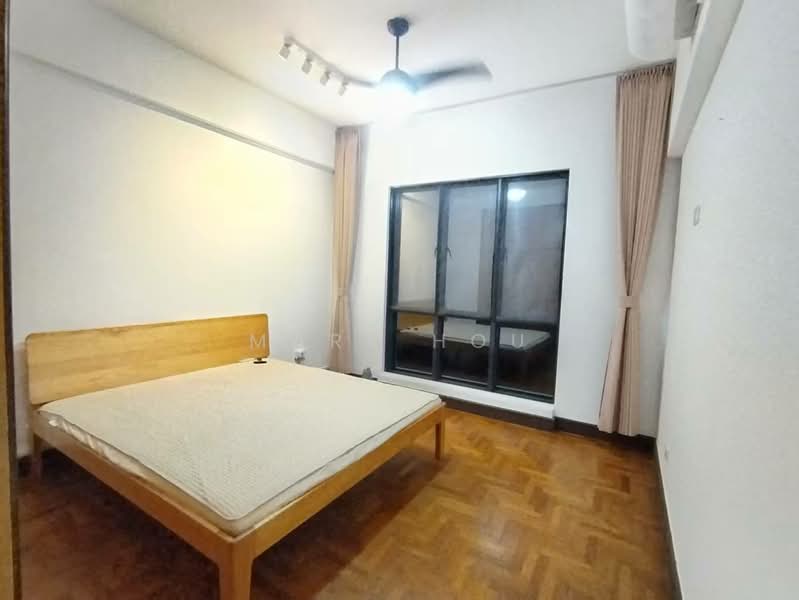 Regent Heights, 50 Bukit Batok East Avenue 5, 3 Bedrooms, 1,023 sqft, Condominium For Rent, by Mary Hou, 500175041 - Bedroom - PropertyGuru.com.sg