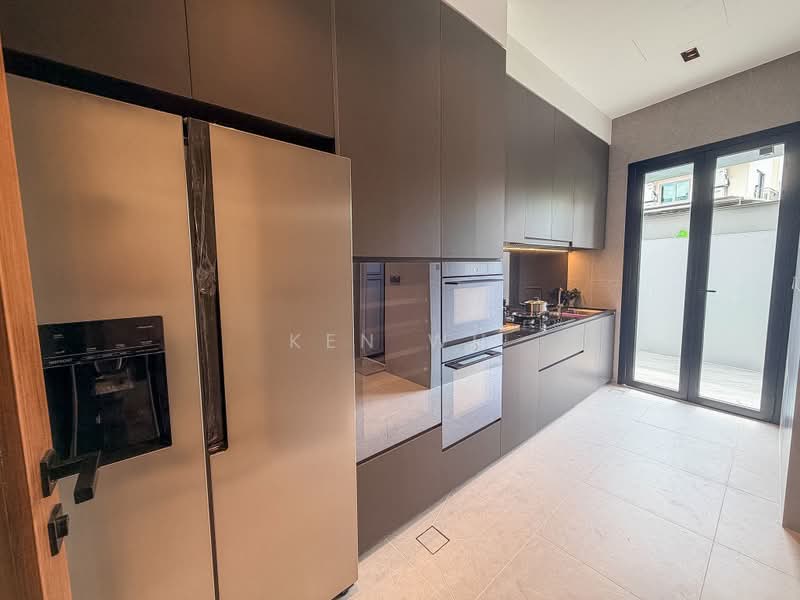 Brand New 3+Attic Terrace Near Sembawang Park, Jalan Sankam, 5 Bedrooms, 4,834 sqft, Terraced House For Sale, by Ken Wu, 500175043 - Kitchen - PropertyGuru.com.sg