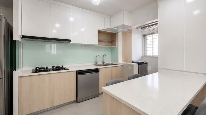 3 Holland Close, 3 Holland Close, 5 Bedrooms, 1,335 sqft, HDB Flat For Sale, by Patrick Poon 潘德名, 500175051 - Kitchen - PropertyGuru.com.sg