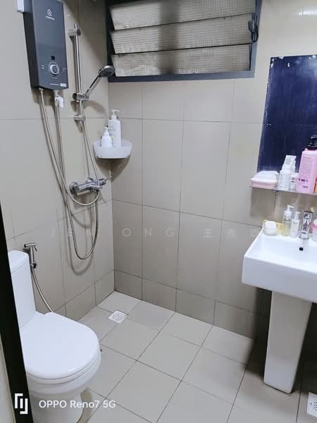 310B Punggol Walk, 310B Punggol Walk, Room Rental, 300 sqft, HDB Flat For Rent, by Jen Ong 王秀嬌, 500175053 - Bathroom - PropertyGuru.com.sg
