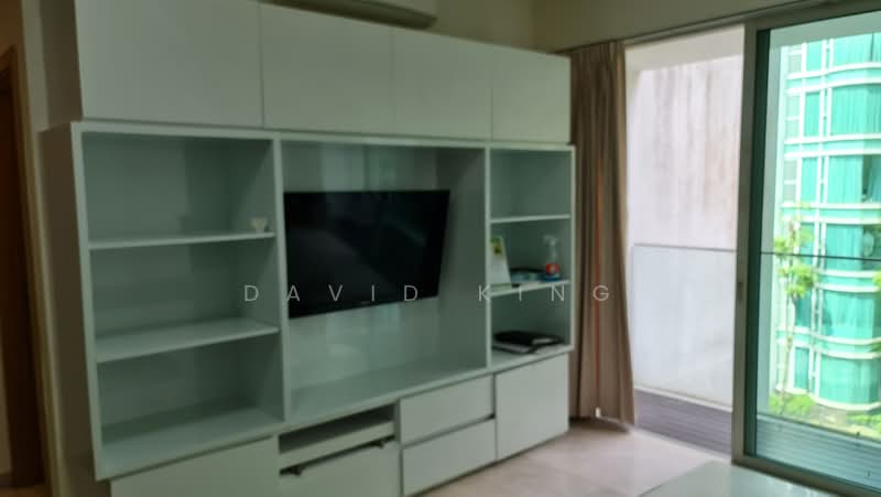 Parc Emily, 5 Mount Emily Road, 2 Bedrooms, 893 sqft, Condominium For Sale, by David King, 500175061 - Living Room - PropertyGuru.com.sg