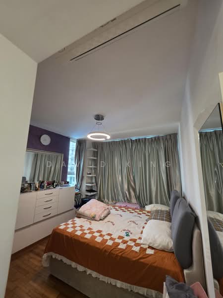Parc Emily, 5 Mount Emily Road, 2 Bedrooms, 893 sqft, Condominium For Sale, by David King, 500175061 - Bedroom - PropertyGuru.com.sg