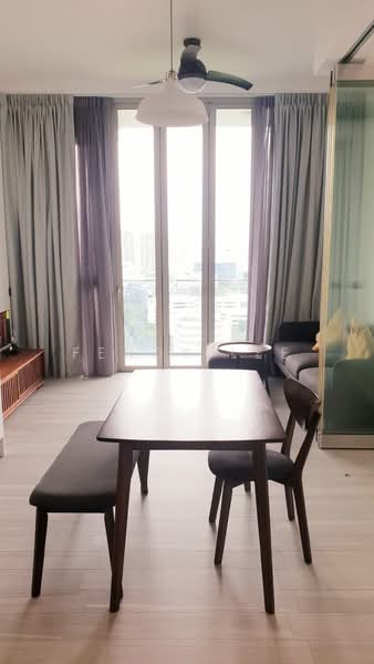 Kallang Riverside, 51 Kampong Bugis, 1 Bedroom, 517 sqft, Condominium For Rent, by Fendy Lee, 500175066 - Living Room - PropertyGuru.com.sg