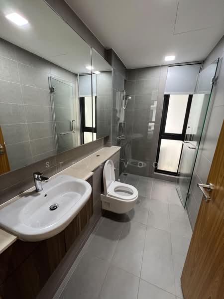 Waterbank at Dakota, 70 Dakota Crescent, Room Rental, 150 sqft, Condominium For Rent, by Steve Voon, 500175075 - Bathroom - PropertyGuru.com.sg