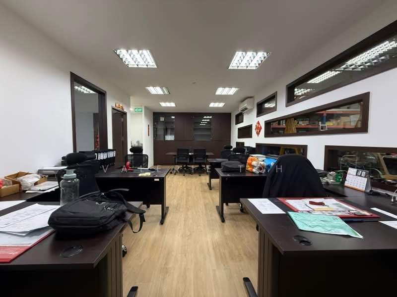 Mega@Woodlands, 39 Woodlands Close, 1,711 sqft, Light Industrial (B1) For Sale, by Valerie Toh, 500175077 - Interior - CommercialGuru.com.sg