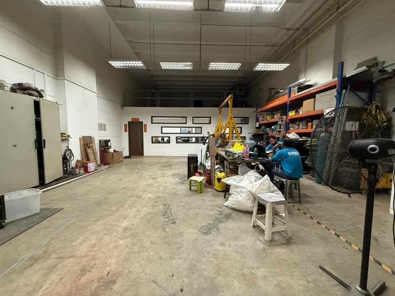 Mega@Woodlands, 39 Woodlands Close, 1,711 sqft, Light Industrial (B1) For Sale, by Valerie Toh, 500175077 - CommercialGuru.com.sg