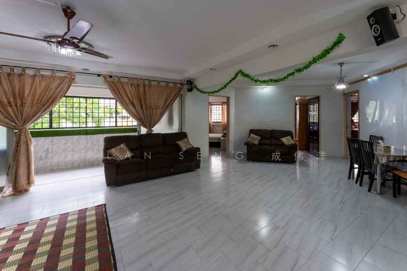 202 Bukit Batok Street 21, 202 Bukit Batok Street 21, 3 Bedrooms, 1,432 sqft, HDB Flat For Sale, by Dylan Seng 成伟洋, 500175079 - Living Room - PropertyGuru.com.sg