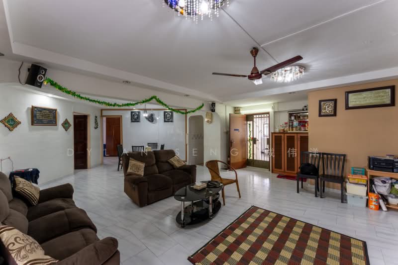 202 Bukit Batok Street 21, 202 Bukit Batok Street 21, 3 Bedrooms, 1,432 sqft, HDB Flat For Sale, by Dylan Seng 成伟洋, 500175079 - Living Room - PropertyGuru.com.sg