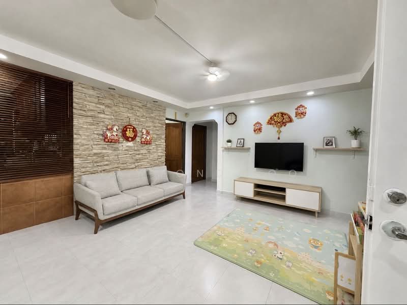 154 Jalan Teck Whye, 154 Jalan Teck Whye, 3 Bedrooms, 1,076 sqft, HDB Flat For Sale, by Raymond Foo, 500175083 - Living Room - PropertyGuru.com.sg
