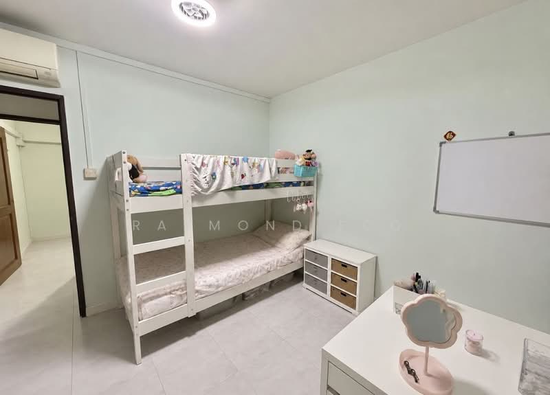 154 Jalan Teck Whye, 154 Jalan Teck Whye, 3 Bedrooms, 1,076 sqft, HDB Flat For Sale, by Raymond Foo, 500175083 - Bedroom - PropertyGuru.com.sg