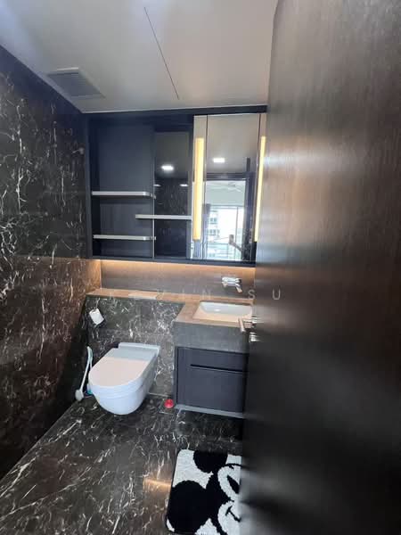 Neu at Novena, 27 Moulmein Rise, Room Rental, 220 sqft, Condominium For Rent, by Kevin Su, 500175085 - Bathroom - PropertyGuru.com.sg