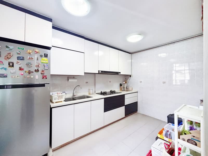 470 Segar Road, 470 Segar Road, 3 Bedrooms, 1,184 sqft, HDB Flat For Sale, by Michelle Koo, 500175089 - Kitchen - PropertyGuru.com.sg