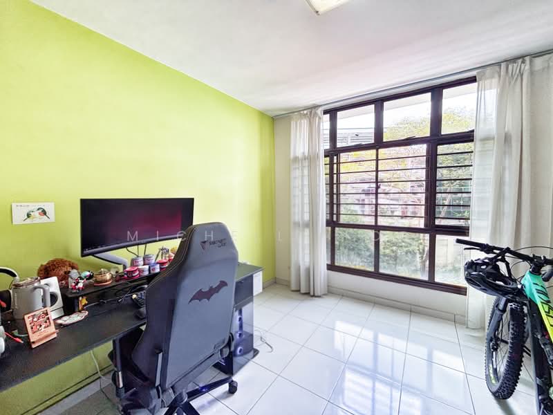 470 Segar Road, 470 Segar Road, 3 Bedrooms, 1,184 sqft, HDB Flat For Sale, by Michelle Koo, 500175089 - Study - PropertyGuru.com.sg
