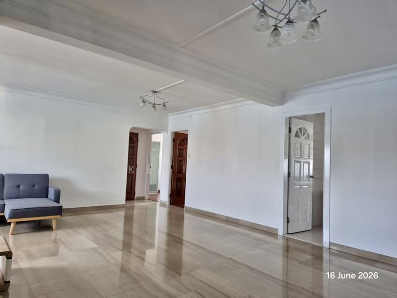 863 Yishun Avenue 4, 863 Yishun Avenue 4, 3 Bedrooms, 1,313 sqft, HDB Flat For Rent, by Kevin Su, 500175091 - Living Room - PropertyGuru.com.sg
