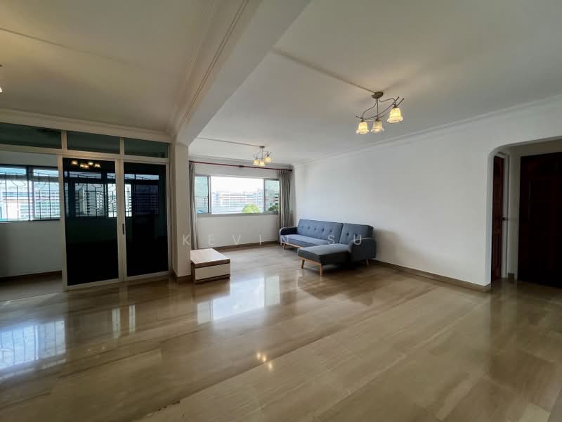 863 Yishun Avenue 4, 863 Yishun Avenue 4, 3 Bedrooms, 1,313 sqft, HDB Flat For Rent, by Kevin Su, 500175091 - Living Room - PropertyGuru.com.sg
