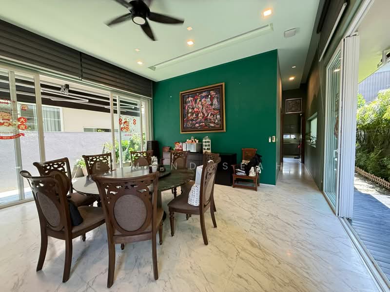 ★ FH Detached - Hillcrest Pk ★ 1km to RGPS ★ Tan Kah Kee MRT ★, Hillcrest Pk | 1km to RGPS | Tan Kah Kee MRT, 7 Bedrooms, 6,900 sqft, Detached House For Sale, by Edmund Seah, 500175093 - Dining Room - PropertyGuru.com.sg