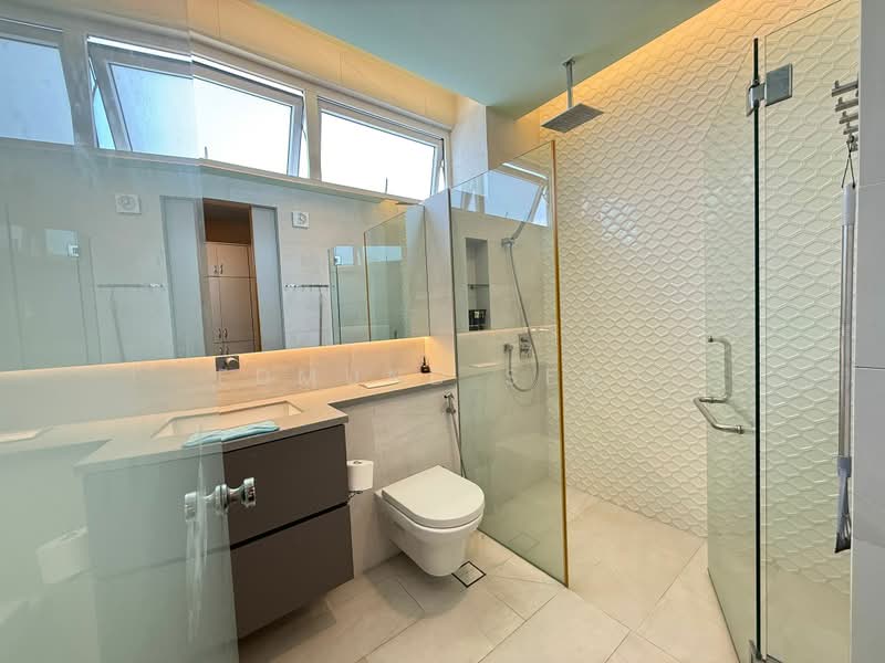 ★ FH Detached - Hillcrest Pk ★ 1km to RGPS ★ Tan Kah Kee MRT ★, Hillcrest Pk | 1km to RGPS | Tan Kah Kee MRT, 7 Bedrooms, 6,900 sqft, Detached House For Sale, by Edmund Seah, 500175093 - Bathroom - PropertyGuru.com.sg