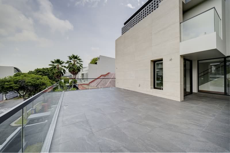 Serangoon Garden Estate, Penshurst Place, Hougang / Punggol / Sengkang, 6 Bedrooms, 7,460 sqft, Semi-Detached House For Sale, by Clarence Long, 500175095 - Exterior - PropertyGuru.com.sg