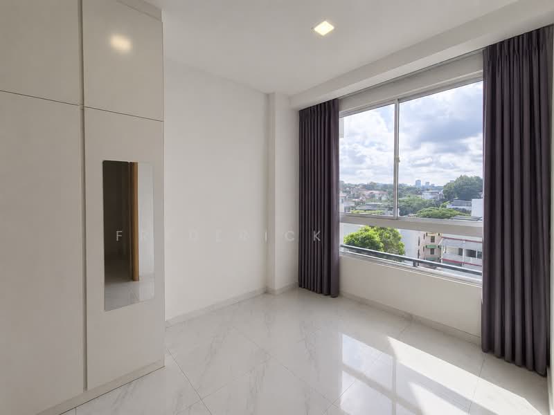 10 Shelford, 10 Shelford Road, 1 Bedroom, 431 sqft, Apartment For Rent, by Frederick Foo, 500175096 - Bedroom - PropertyGuru.com.sg