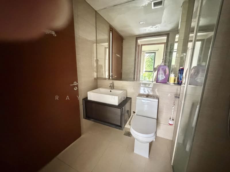 The Promenade @ Pelikat, 183 Jalan Pelikat, 2 Bedrooms, 624 sqft, Condominium For Rent, by Raymond Foo, 500175098 - Bathroom - PropertyGuru.com.sg