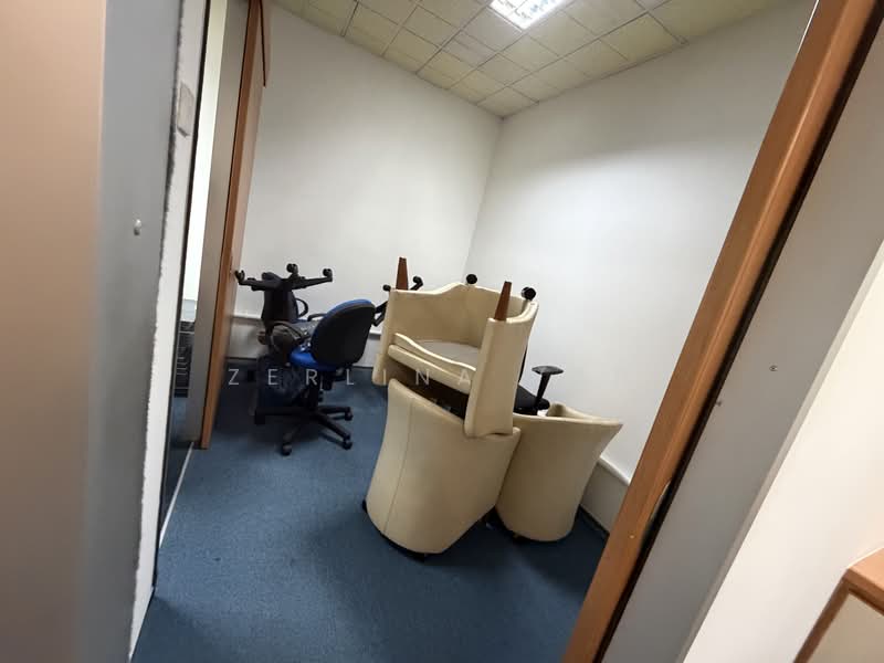 Lucky Plaza, 304 Orchard Road, 657 sqft, Medical For Sale, by Zerlina Yap, 500175099 - Interior - CommercialGuru.com.sg