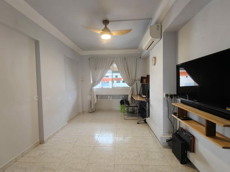 502 Choa Chu Kang Street 51, 502 Choa Chu Kang Street 51, 3 Bedrooms, 1,356 sqft, HDB Flat For Sale, by Chua RenJie (RJ), 500175105 - Living Room - PropertyGuru.com.sg