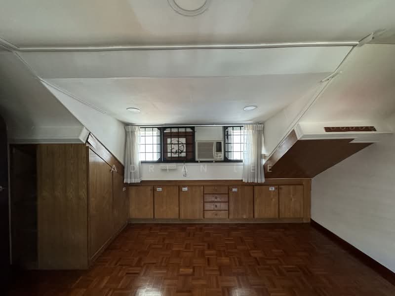 MacPherson Garden Estate, Jalan Gembira, 5 Bedrooms, 2,000 sqft, Terraced House For Sale, by Adrian Lee, 500175106 - Interior - PropertyGuru.com.sg